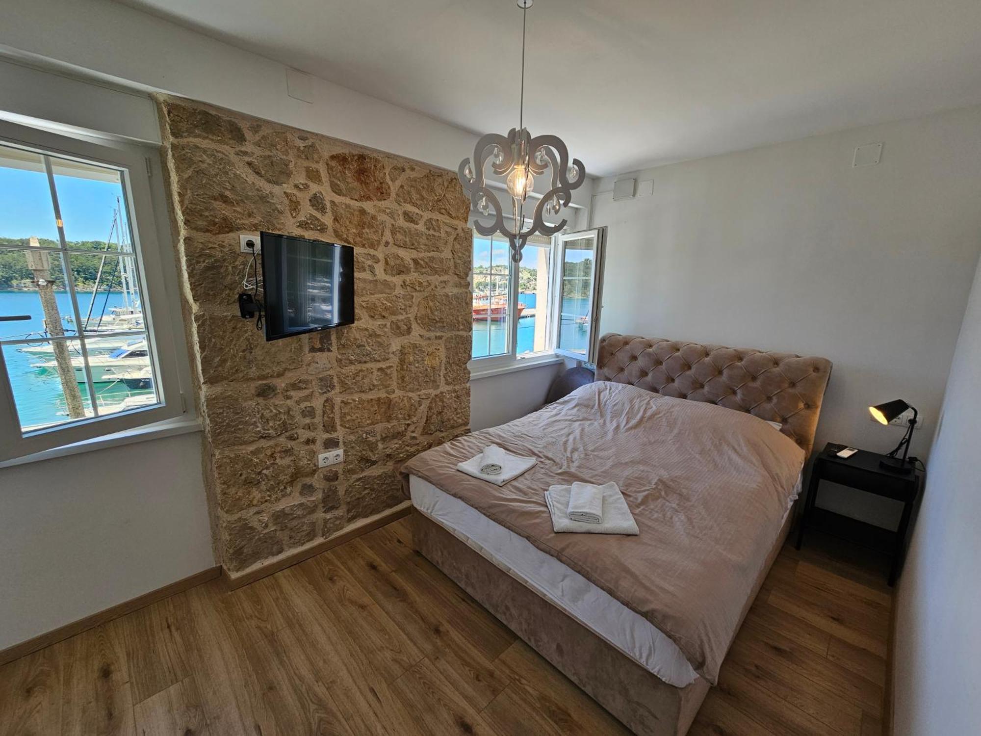 Villa Gaj 오미살즈 외부 사진