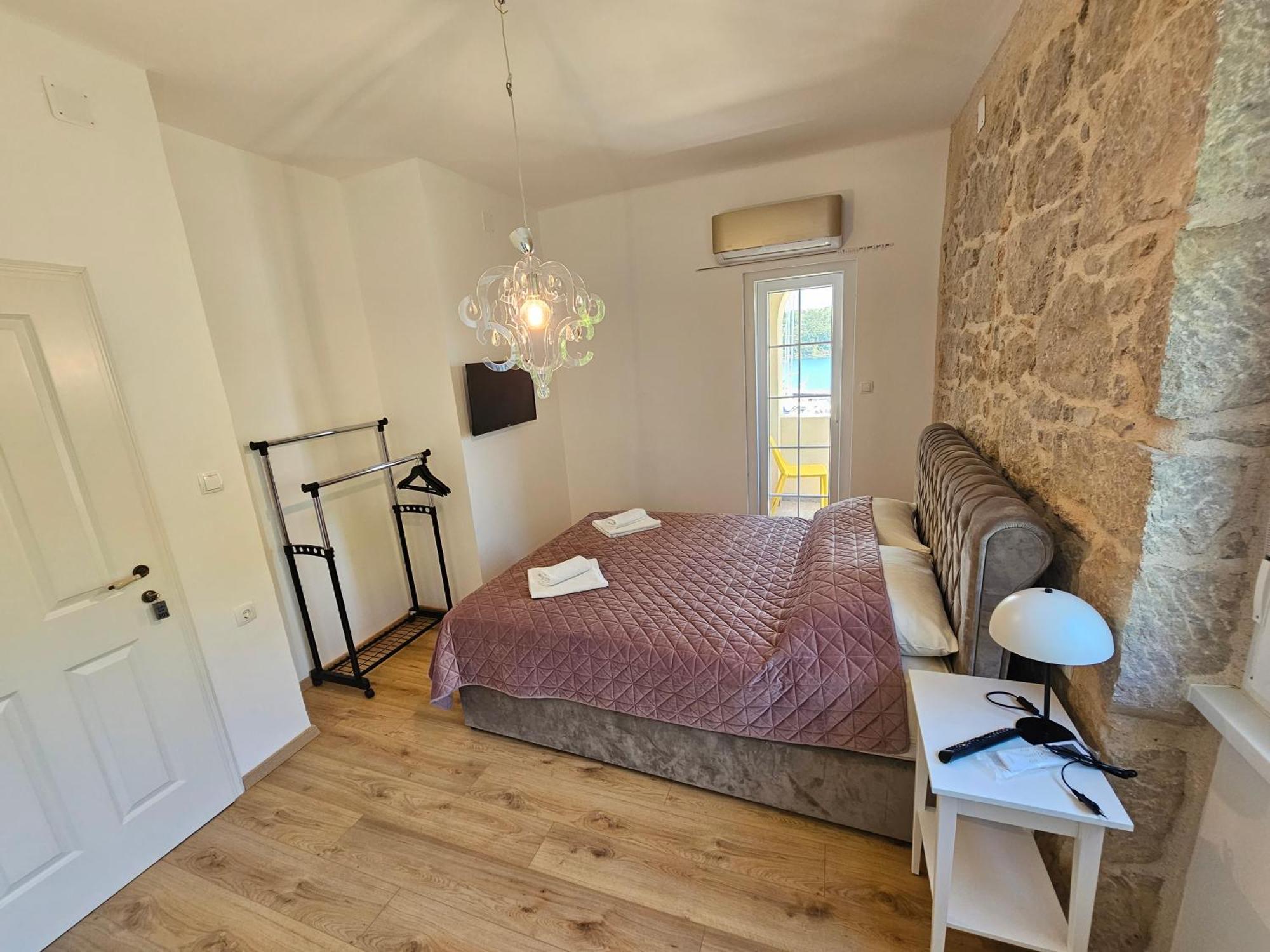 Villa Gaj 오미살즈 외부 사진