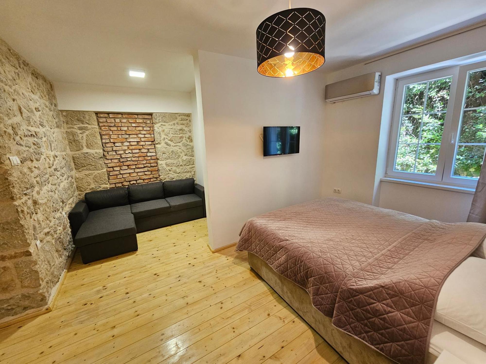 Villa Gaj 오미살즈 외부 사진